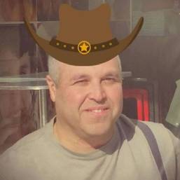 Another friend of me once gave me this hat.